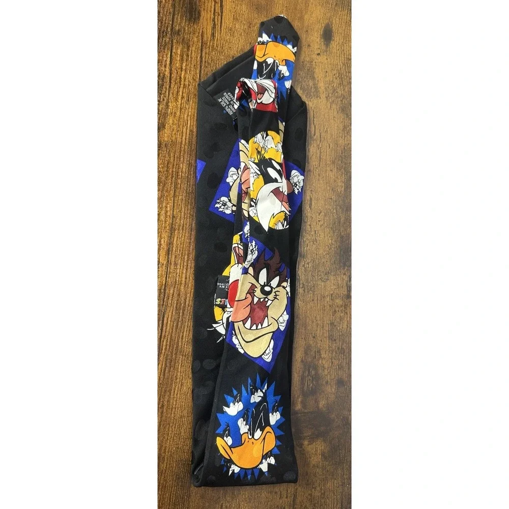 Vintage 1994 Looney Tunes Mania Tie‎ Black Characters Bugs Taz Sylvester Silk